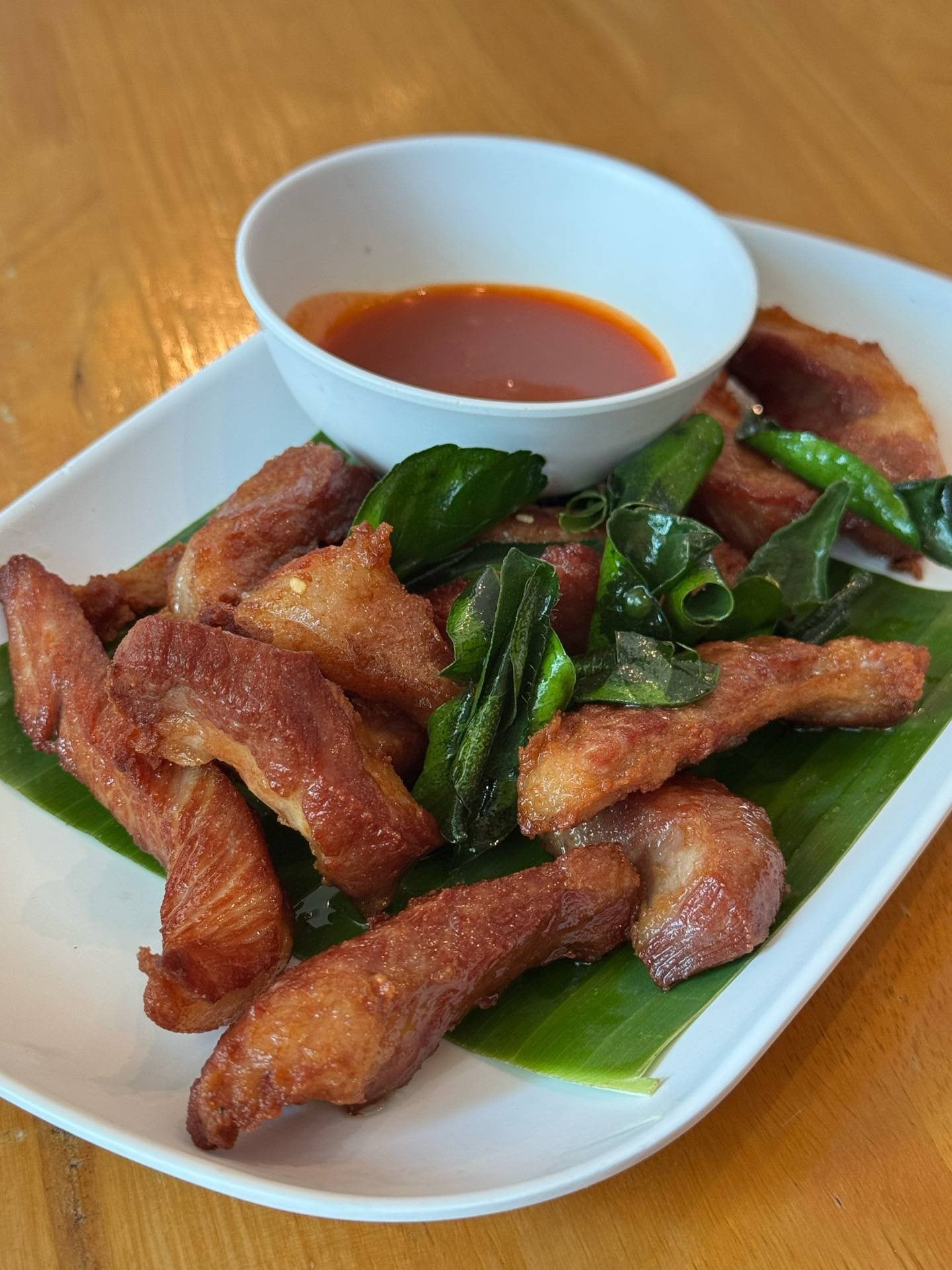 หมูอีแต๋นทอด เมนูซิกเนเจอร์