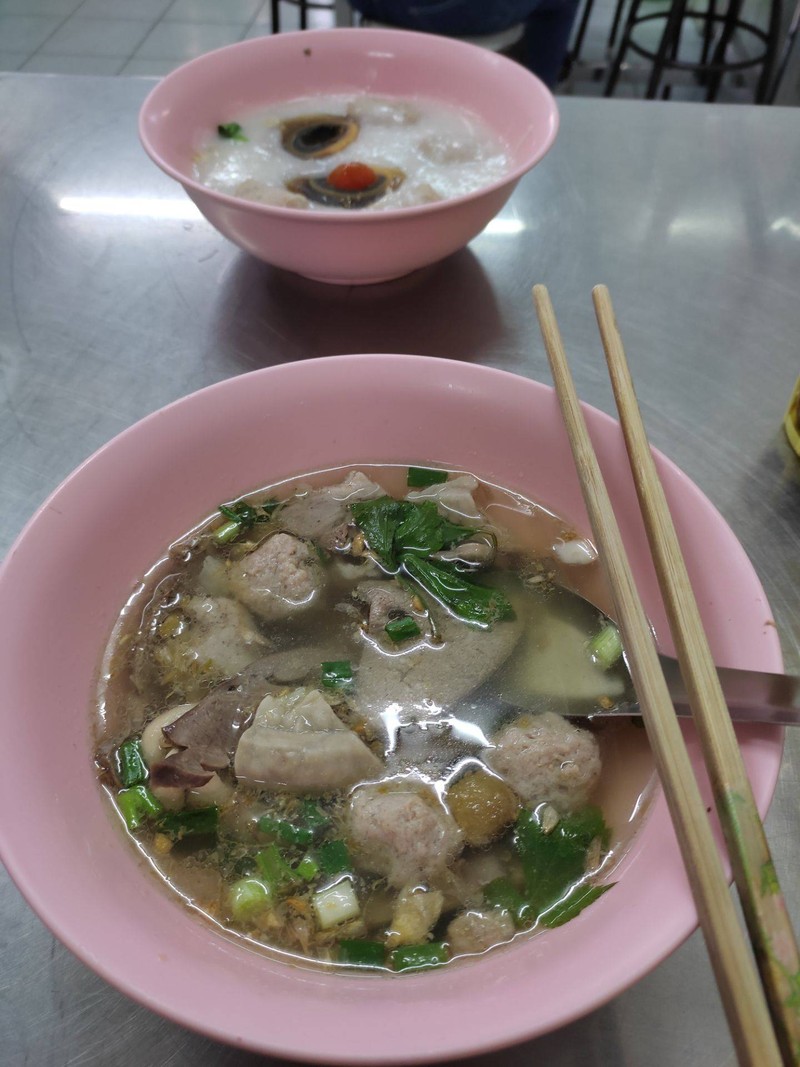 ข้าวต้มหมูสับเห็ดหอม