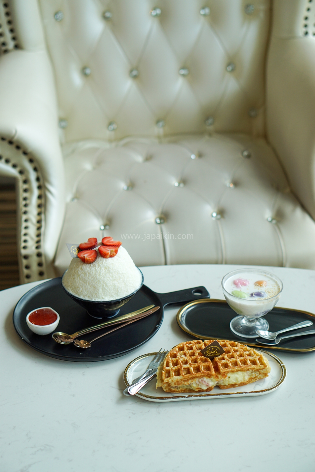 ขนมหวานและเครื่องดื่ม